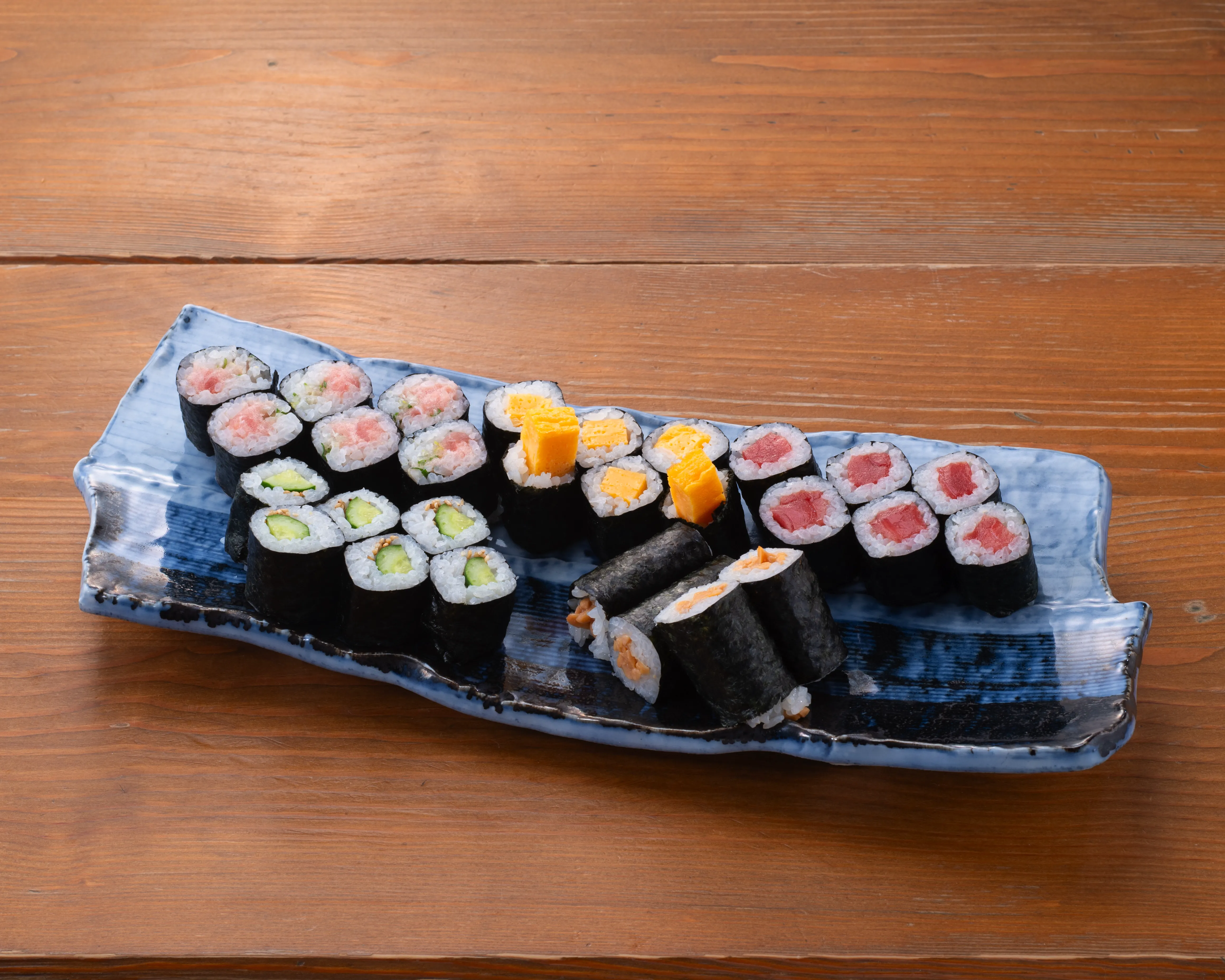 公式】神保町 すしわさび｜GYRO HOLDINGS株式会社